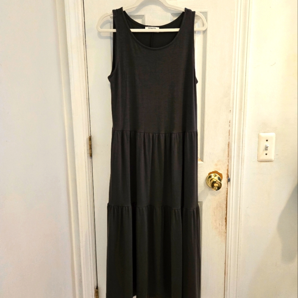 Zenana NWOT Tiered Midi Dress Large - Picture 9 of 9